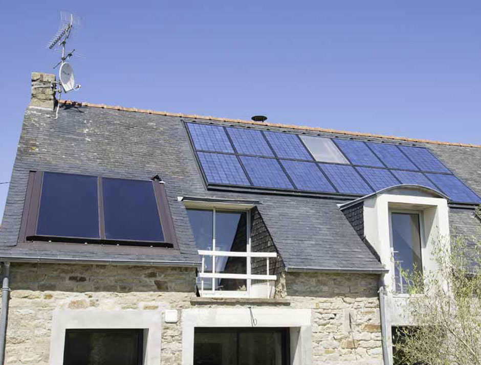 Installation de panneaux solaires thermiques et photovoltaïque en Bretagne